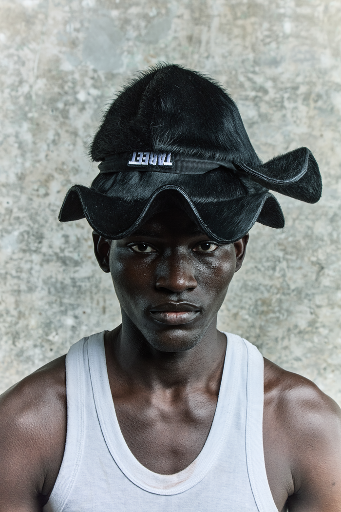 GAYNDE BLACK CAP