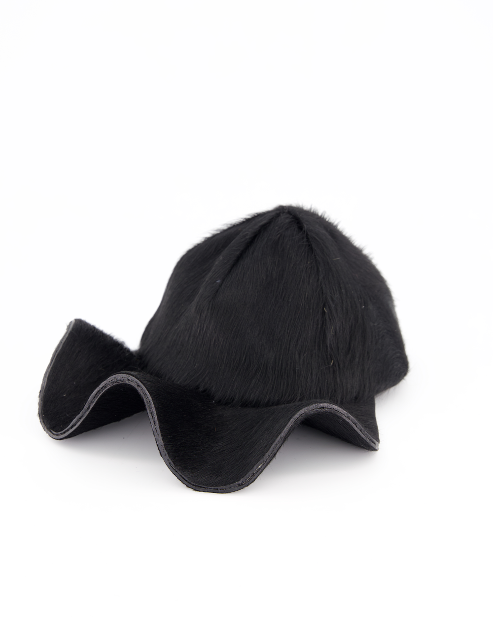 GAYNDE BLACK CAP