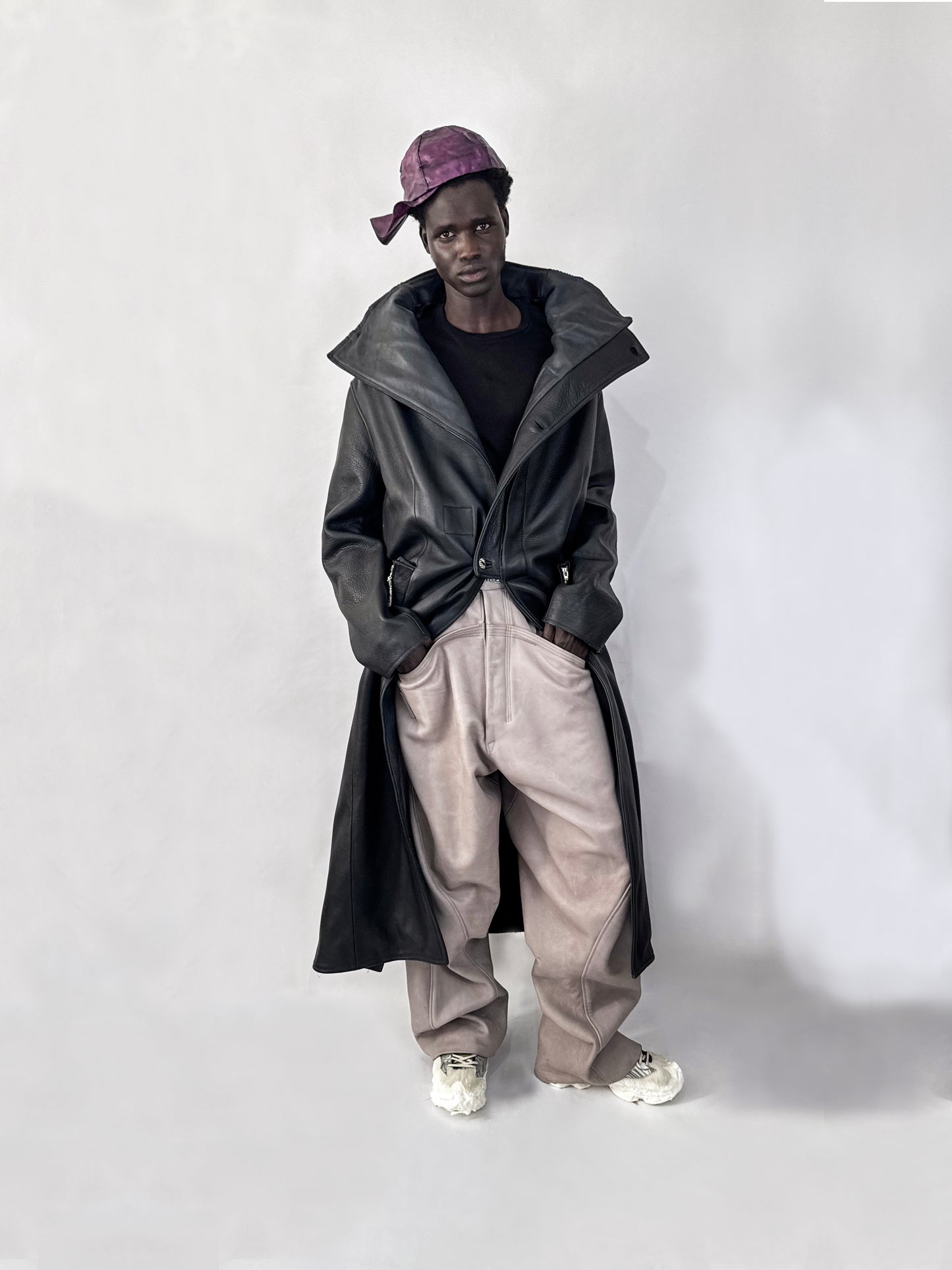 LIGHT BEIGE REVERSED BAGGY