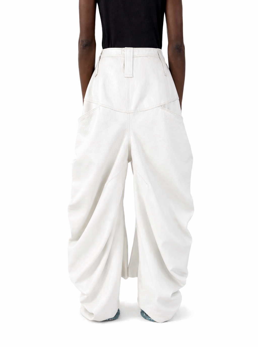 WHITE TWISTED BAGGY