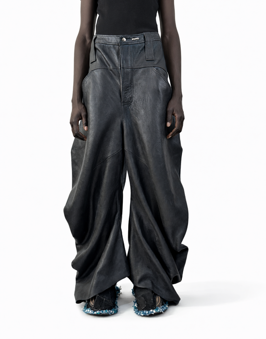 BLACK TWISTED BAGGY