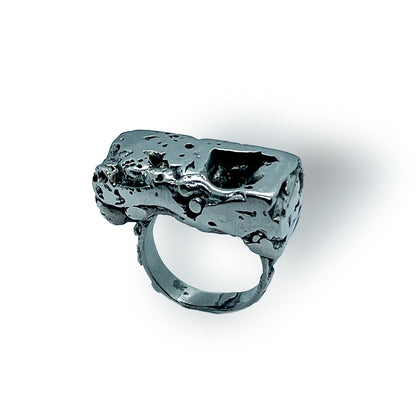 TRADITIONAL RING