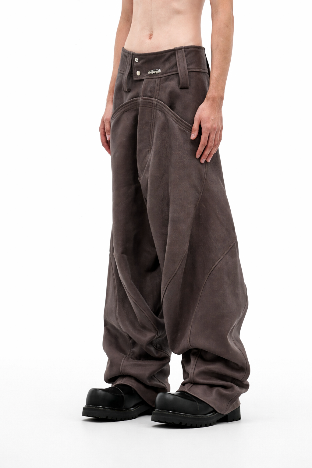 DARK BEIGE REVERSED BAGGY