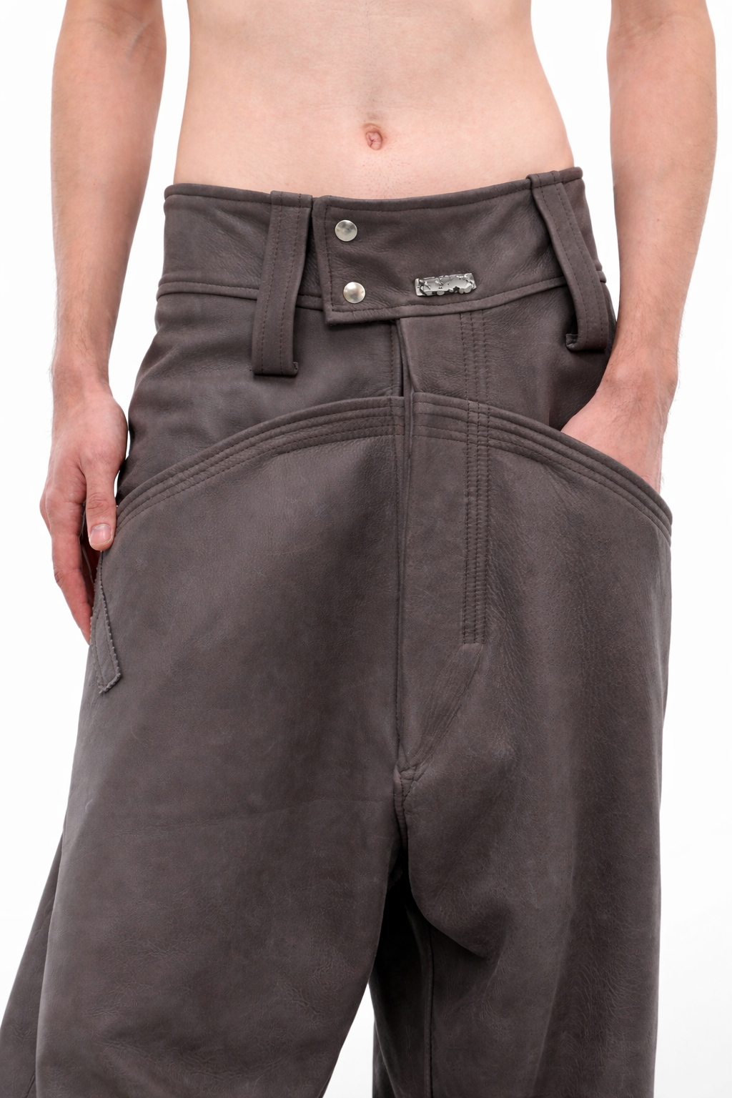 DARK BEIGE REVERSED BAGGY