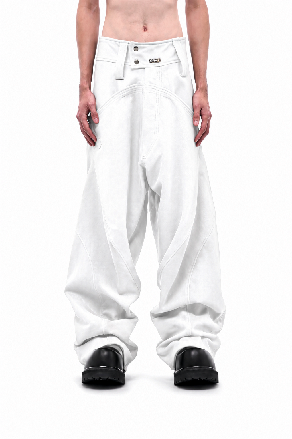 LIGHT WHITE REVERSED BAGGY
