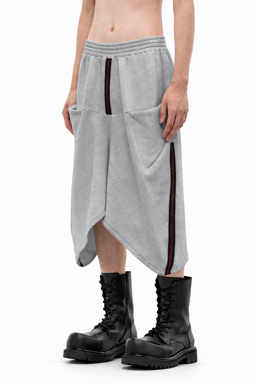 LIGHT GREY TWISTED SHORTS