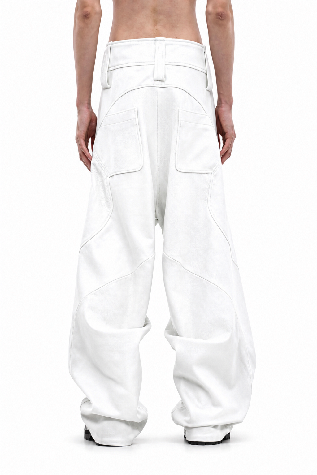 LIGHT WHITE REVERSED BAGGY