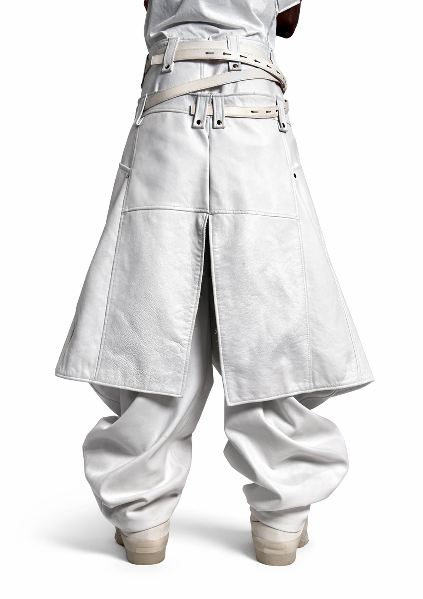 WHITE SIRWAL W SKIRT