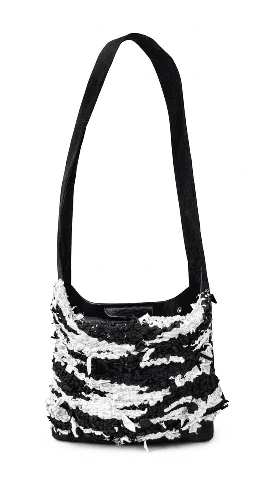 WEAVING TOTE